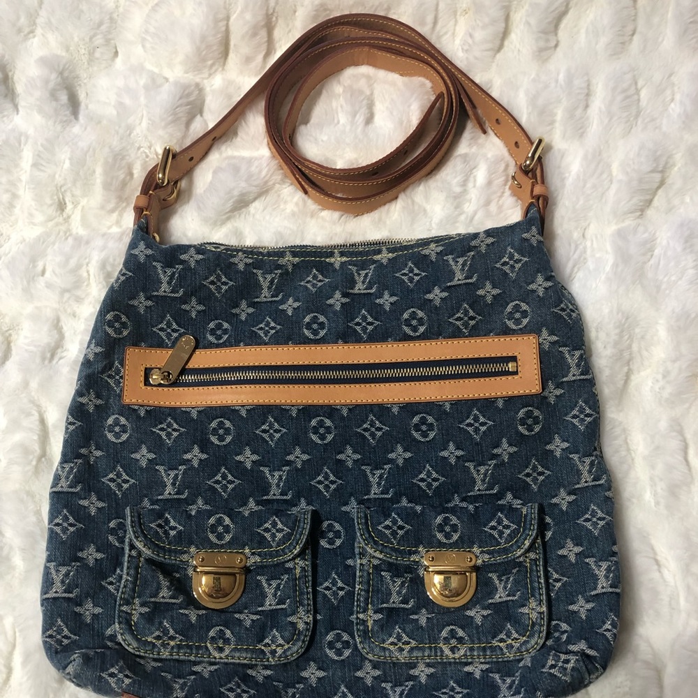Louis Vuitton denim baggy gm
